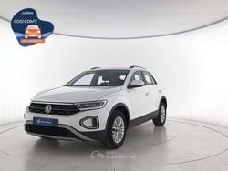 Pure white Usata 2022 VW T-Roc Life SUV | 20.400 € (Buon prezzo)