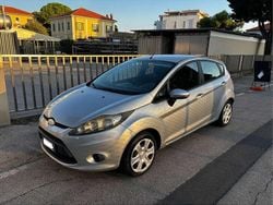 Argento Usata 2009 Ford Fiesta Tre volumi | 1800 € (Ottimo prezzo)