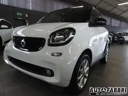 Bianco(met.) Usata 2016 Smart ForTwo Cabrio Passion Cabrio | 12.500 € (Buon prezzo)