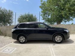 Nero Usata 2015 Mitsubishi Outlander Intense SUV | 6500 € (Buon prezzo)