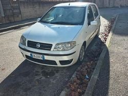 Bianco Usata 2004 Fiat Punto Due volumi | 1200 €