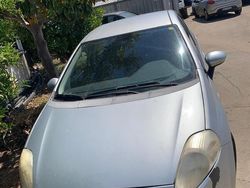 Grigio Usata 2010 Fiat Grande Punto Due volumi | 500 € (Super prezzo)