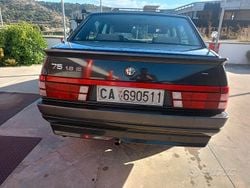 Nero Usata 1992 Alfa Romeo 75 Tre volumi | 12.500 €