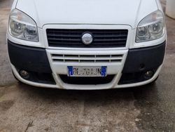 Bianco Usata 2007 Fiat Doblò Monovolume | 2800 € (Cara)