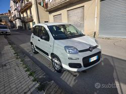 Bianco Usata 2016 Fiat Panda Due volumi | 7900 € (Buon prezzo)