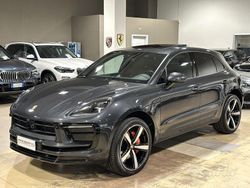 Grigio vulcano Usata 2022 Porsche Macan SUV | 64.900 € (Molto cara)