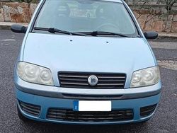 Blu Usata 2006 Fiat Punto Tre volumi | 2000 € (Buon prezzo)