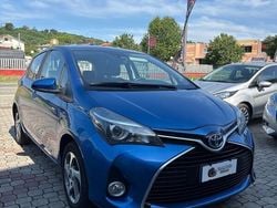 Usata 2017 Toyota Yaris Active Tre volumi | 10.800 € (Buon prezzo)