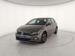 Grigio metallizzato Usata 2021 VW Polo Comfortline Tre volumi | 14.800 € (Buon prezzo)