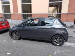 Grigio Usata 2014 Toyota Yaris Active Tre volumi | 5000 € (Super prezzo)