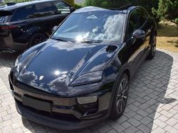 Nero Usata 2025 Porsche Macan 4 Electric SUV | 89.670 € (Buon prezzo)