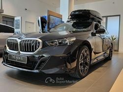 Nero Usata 2024 BMW i5 Comfort Edition Tre volumi | 64.900 € (Buon prezzo)