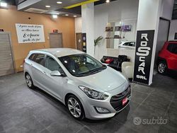 Grigio Usata 2012 Hyundai i30 Style Station wagon | 6990 € (Cara)
