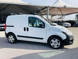 Bianco Usata 2017 Fiat Fiorino Monovolume | 8800 € (Buon prezzo)