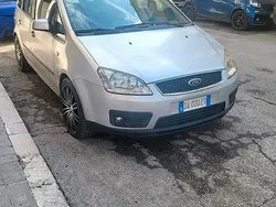 Usata 2006 Ford C-MAX Monovolume | 1000 €