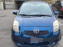 Blu Usata 2008 Toyota Yaris Tre volumi | 800 € (Super prezzo)