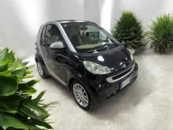 Usata 2009 Smart ForTwo Coupé Due volumi | 4190 € (Buon prezzo)
