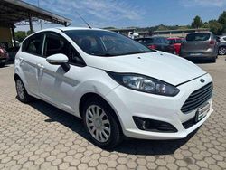 Bianco Usata 2015 Ford Fiesta Titanium Tre volumi | 3400 € (Super prezzo)