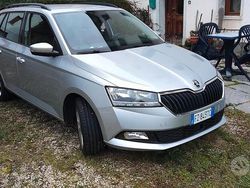 Grigio Usata 2021 Skoda Fabia Design Edition Station wagon | 10.000 € (Super prezzo)
