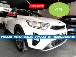Bianco Usata 2019 Kia Stonic Style SUV | 10.490 € (Buon prezzo)