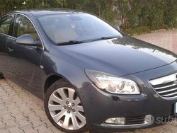 Grigio Usata 2009 Opel Insignia Tre volumi | 2000 €