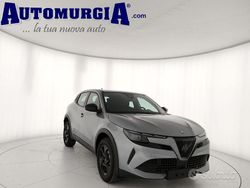 Grigio Nuova 2025 Alfa Romeo GT Junior SUV | 26.690 € (Buon prezzo)