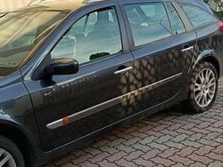 Grigio Usata 2002 Renault Laguna II Initiale Station wagon | 2000 €