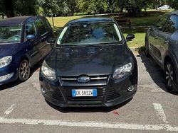 Nero Usata 2011 Ford Focus Tre volumi | 3000 € (Buon prezzo)