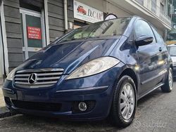Blu Usata 2006 Mercedes A160 Elegance Tre volumi | 3399 € (Buon prezzo)