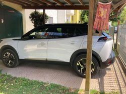 Bianco Usata 2023 Peugeot 2008 GT SUV | 23.500 € (Molto cara)