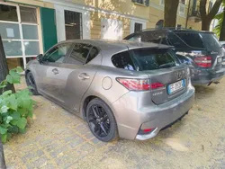 Grigio Usata 2016 Lexus CT200h Tre volumi | 10.500 € (Ottimo prezzo)