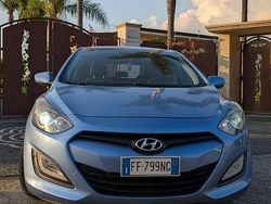 Blu Usata 2012 Hyundai i30 Tre volumi | 4200 €