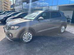 Limestone grey Usata 2019 VW T-Cross Style SUV | 14.650 € (Buon prezzo)