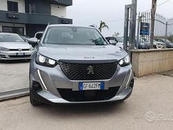 Grigio Usata 2021 Peugeot 2008 Allure SUV | 19.999 € (Cara)