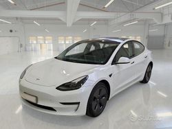 Bianco Usata 2021 Tesla Model 3 Tre volumi | 28.250 € (Buon prezzo)