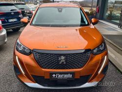 Arancione Usata 2021 Peugeot 2008 Allure SUV | 13.500 € (Buon prezzo)