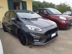 Grigio Usata 2019 Ford Fiesta ST-Line Due volumi | 10.800 € (Buon prezzo)