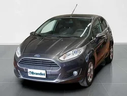 Grigio scuro Usata 2015 Ford Fiesta Titanium Due volumi | 8200 € (Buon prezzo)