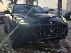 Nero Nuova 2025 Maserati Grecale SUV | 82.490 € (Buon prezzo)