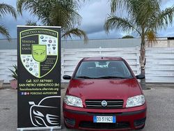 Rosso Usata 2006 Fiat Punto Tre volumi | 1900 € (Buon prezzo)