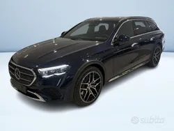 Blu Nuova 2025 Mercedes E220 Premium Tre volumi | 78.750 € (Buon prezzo)