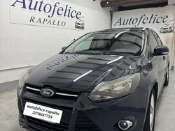 Grigio Usata 2011 Ford Focus Titanium Tre volumi | 4500 € (Ottimo prezzo)
