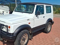 Bianco Usata 2001 Suzuki Samurai SUV | 6500 € (Buon prezzo)