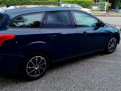Blu Usata 2013 Ford Focus Station wagon | 5000 € (Molto cara)