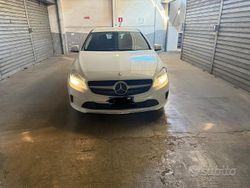 Bianco Usata 2017 Mercedes A180 Tre volumi | 12.500 € (Super prezzo)