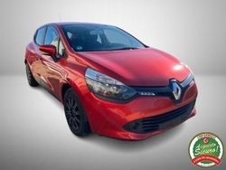 Rosso Usata 2014 Renault Clio IV Tre volumi | 9900 € (Cara)