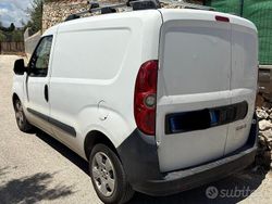 Bianco Usata 2010 Fiat Doblò Monovolume | 5700 € (Buon prezzo)