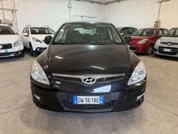 Nero Usata 2009 Hyundai i30 Active Tre volumi | 4200 € (Buon prezzo)