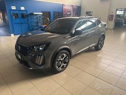Grigio Nuova 2025 Peugeot 2008 Allure SUV | 29.300 € (Cara)