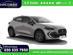 Grigio aviation Nuova 2025 Renault Clio V Evolution Tre volumi | 22.800 €